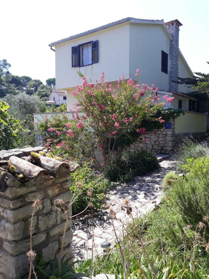 Holiday Home Villa Esperanca Veli Losinj Luaran gambar